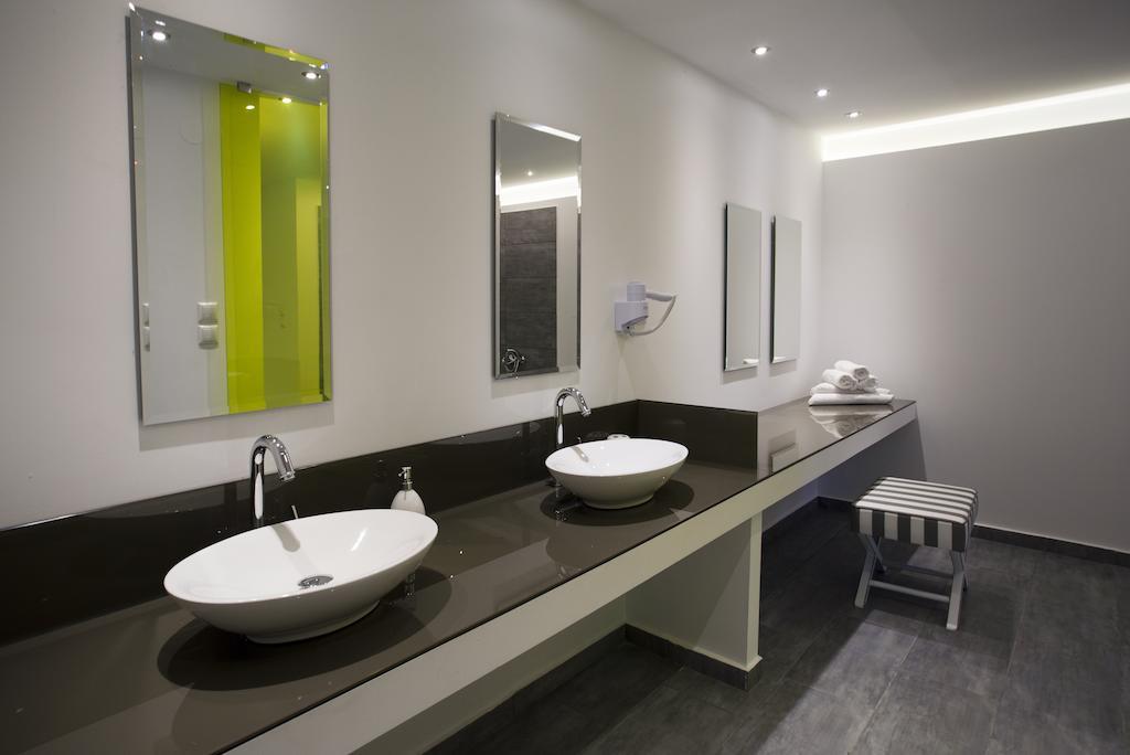 Kapahi Seaview Hotel Apartments Potos Room photo